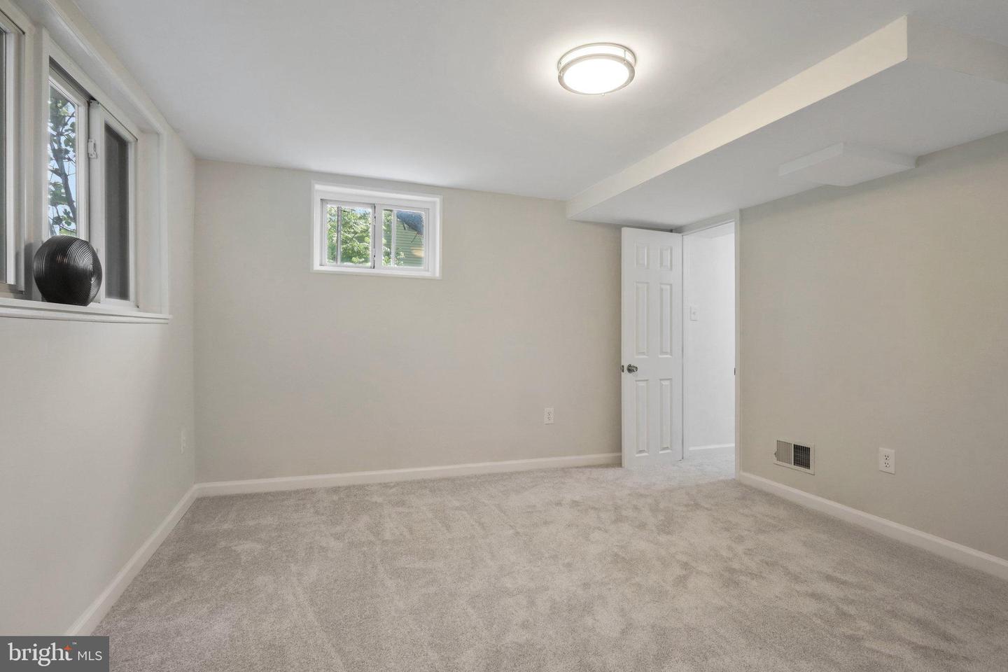 4409 ROUNDHILL ROAD
