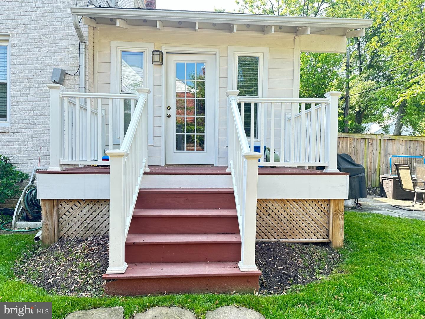 2715 FORT DRIVE