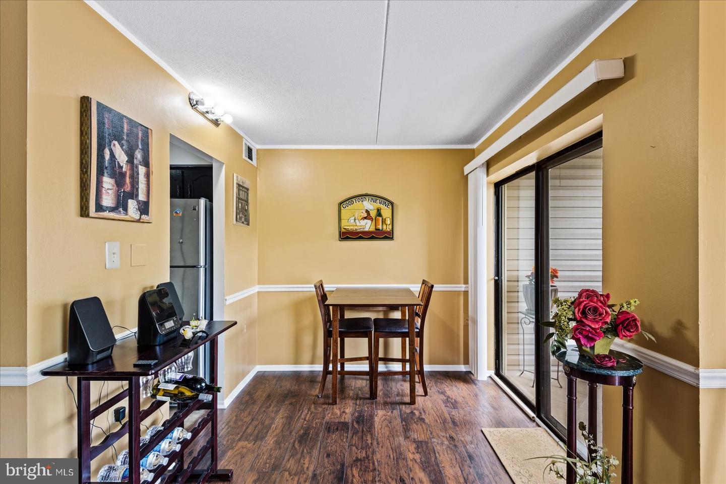 8611 SACRAMENTO DRIVE Unit: 01/8611D