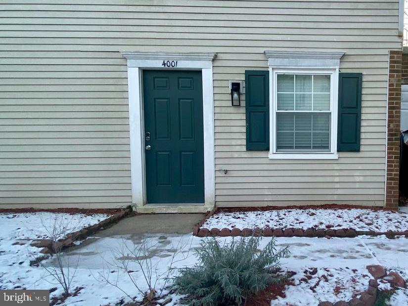 4001 SUMMER HOLLOW COURT Unit: 164C