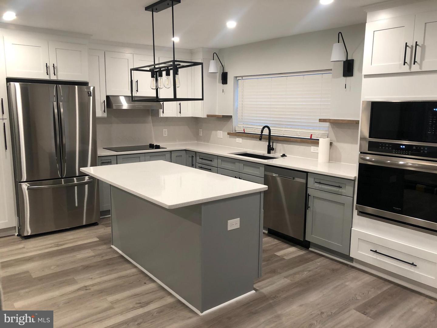 4001 SUMMER HOLLOW COURT Unit: 164C