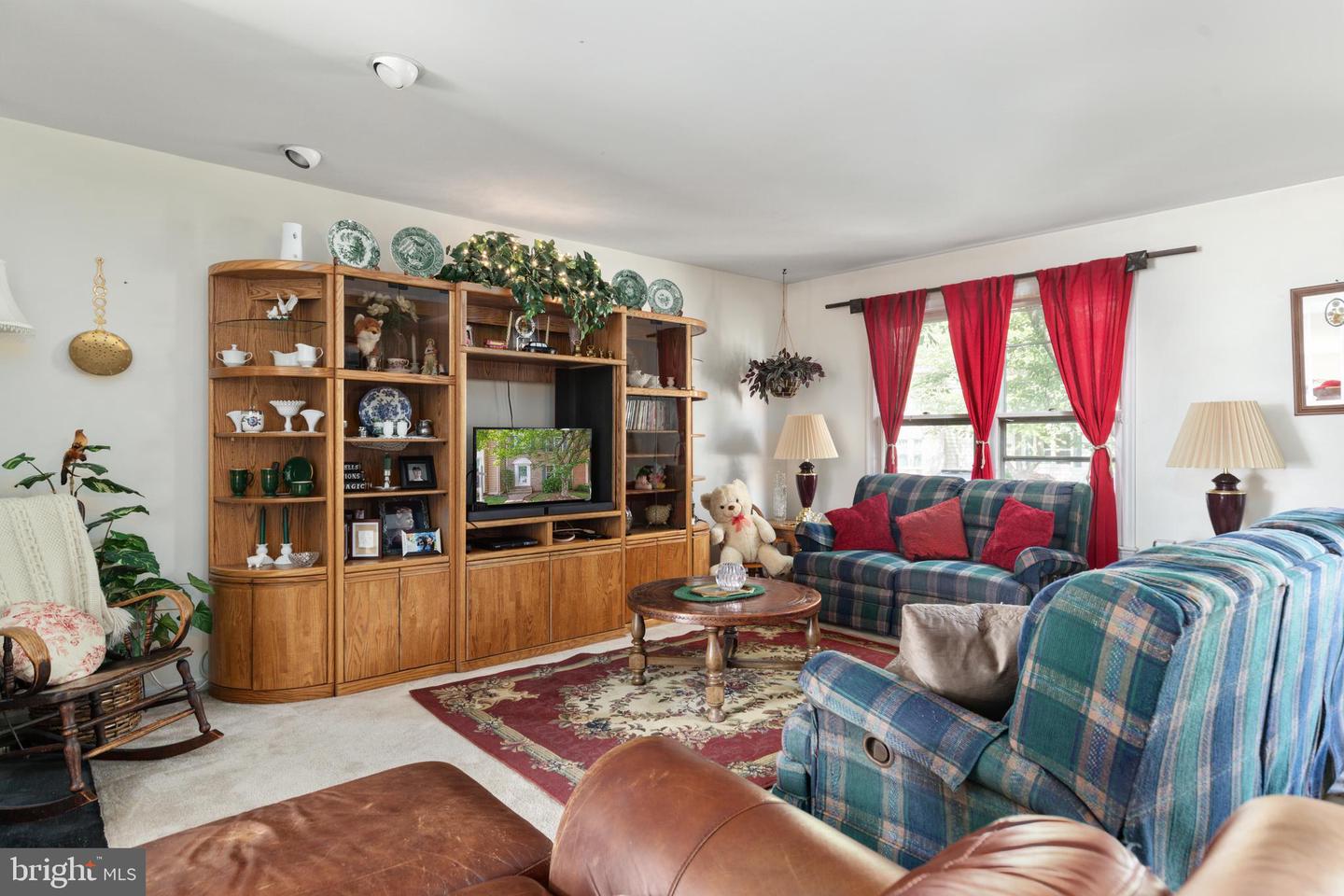 5197 GLEN MEADOW DRIVE