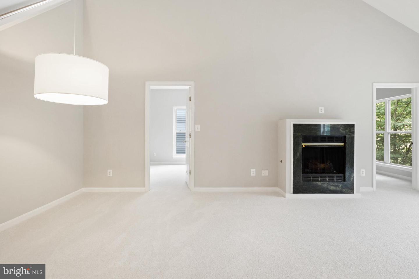 6511 GRANGE LANE Unit: 402