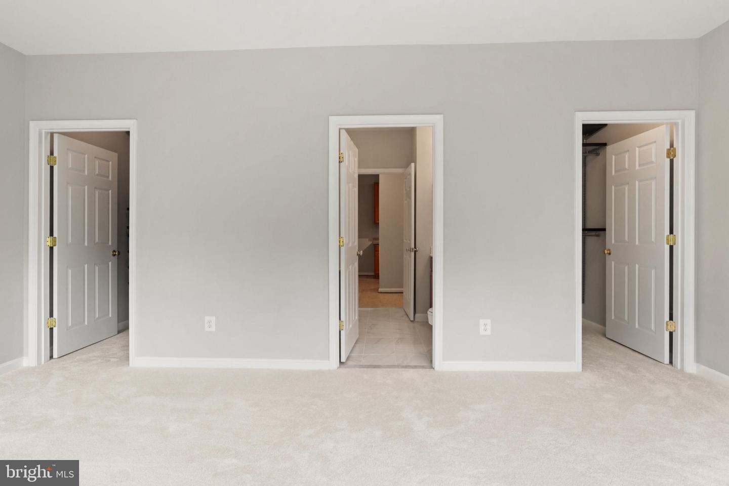 6511 GRANGE LANE Unit: 402