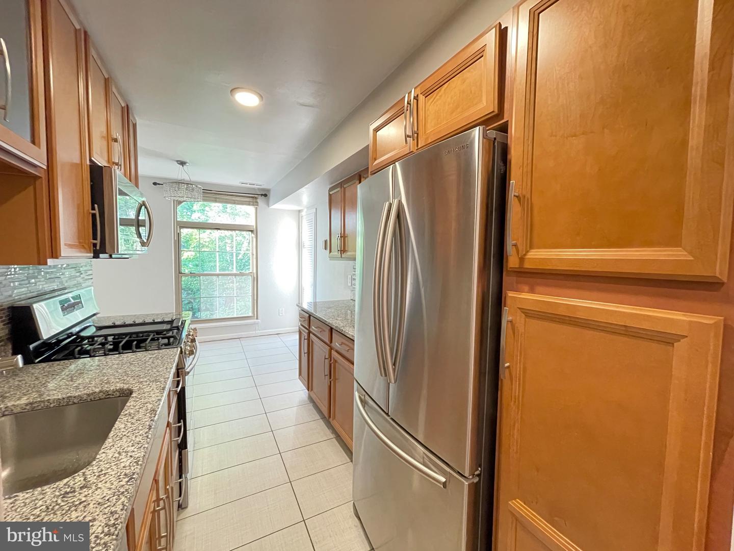 3314 WOODBURN VILLAGE DRIVE Unit: 31