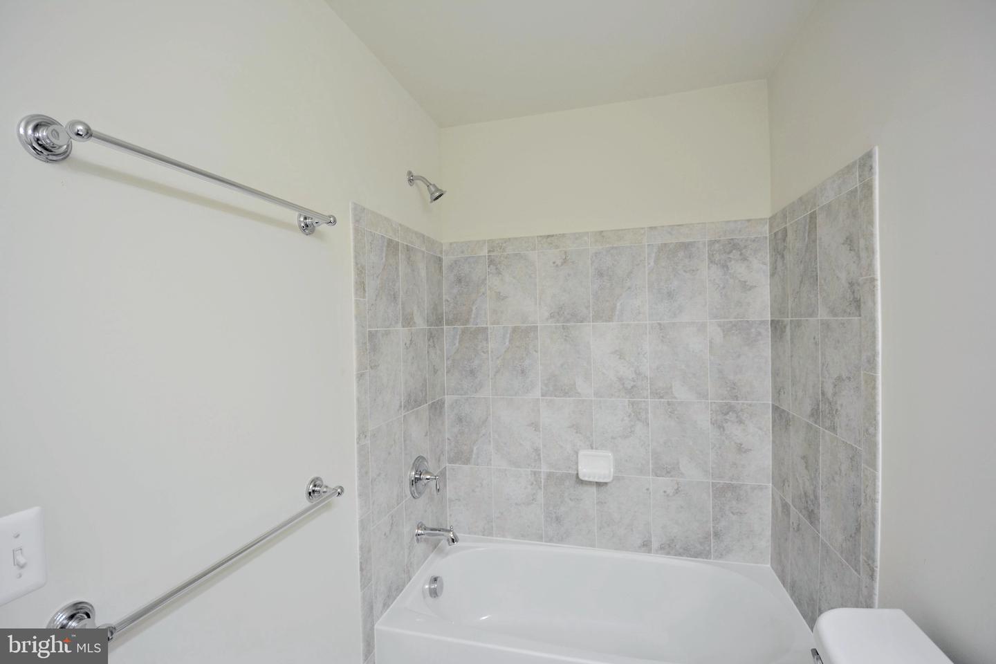 9510 CANONBURY SQUARE