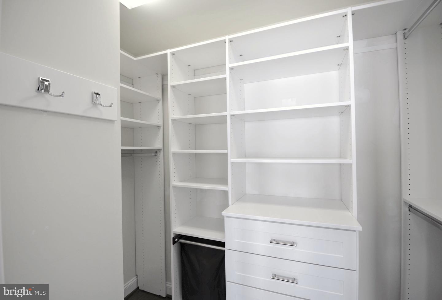 9510 CANONBURY SQUARE