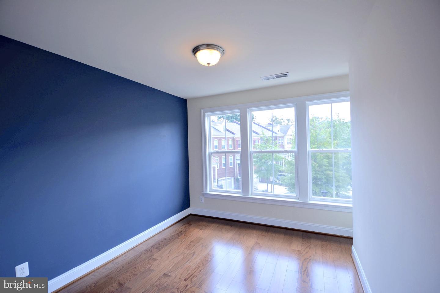 9510 CANONBURY SQUARE