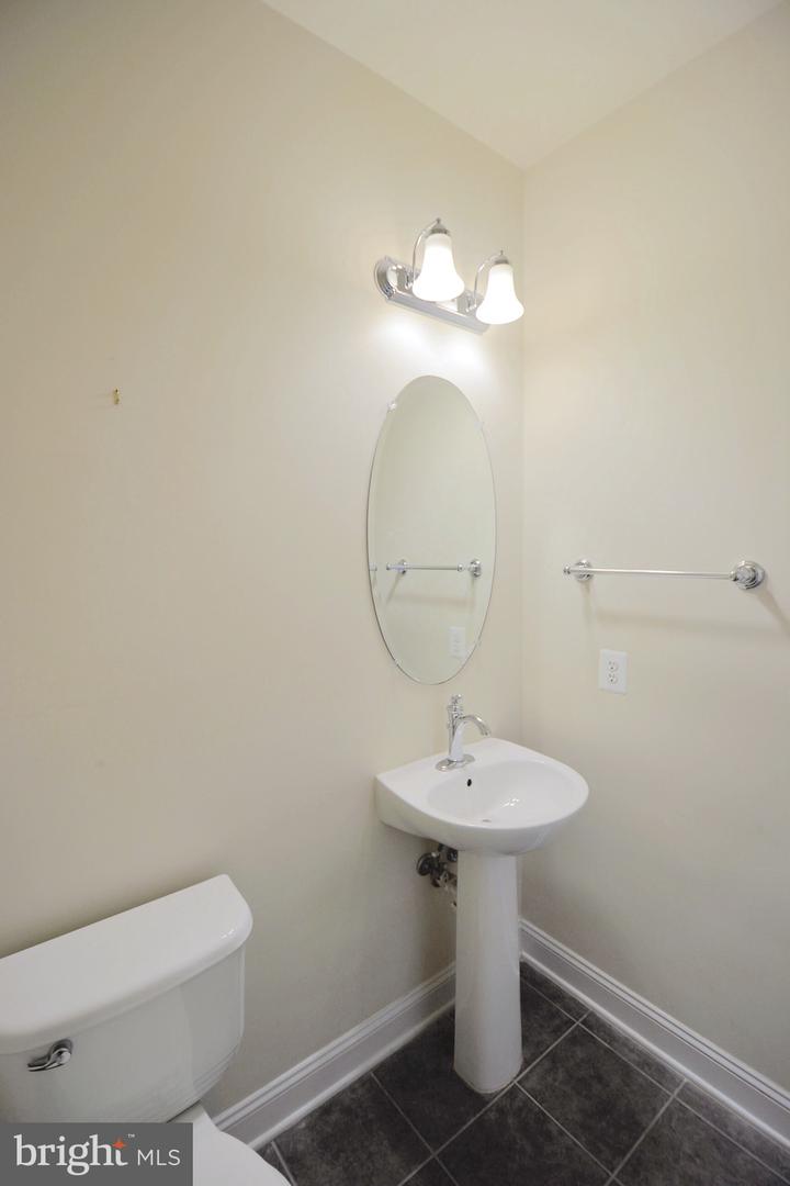 9510 CANONBURY SQUARE