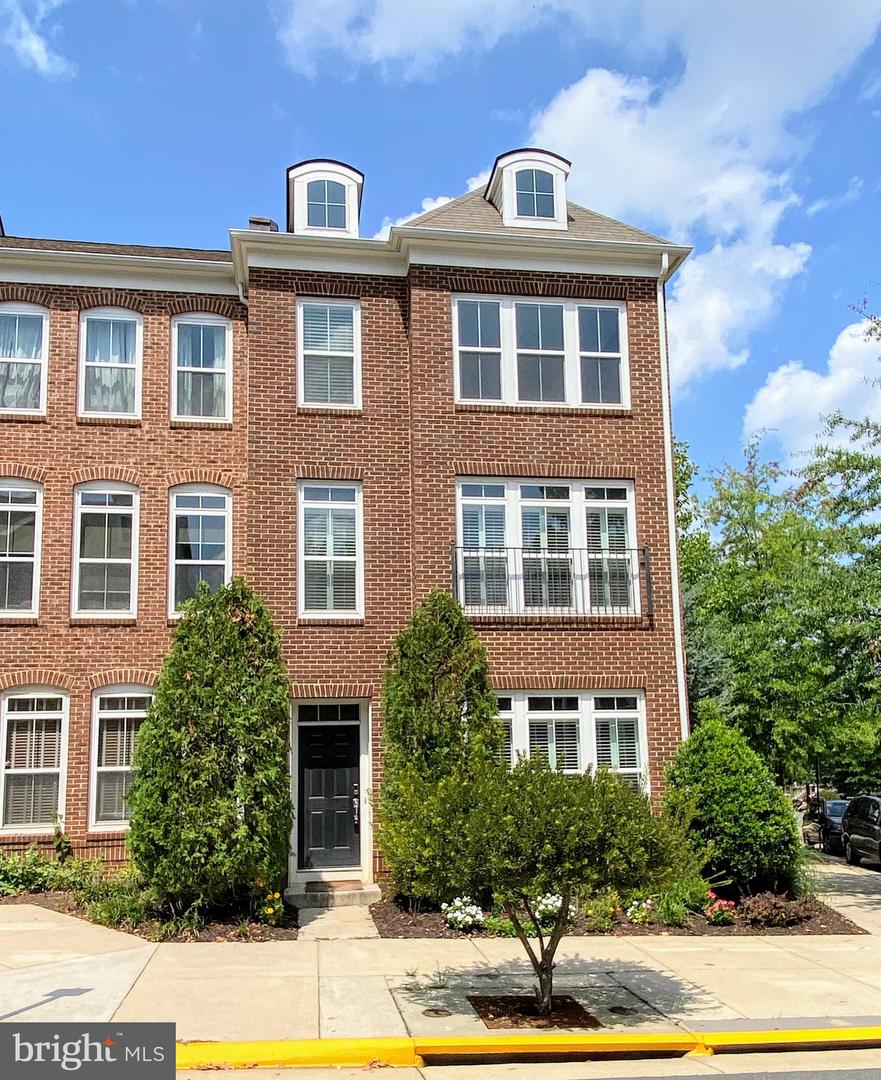 9510 CANONBURY SQUARE