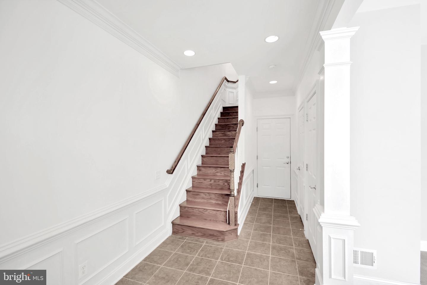 9510 CANONBURY SQUARE