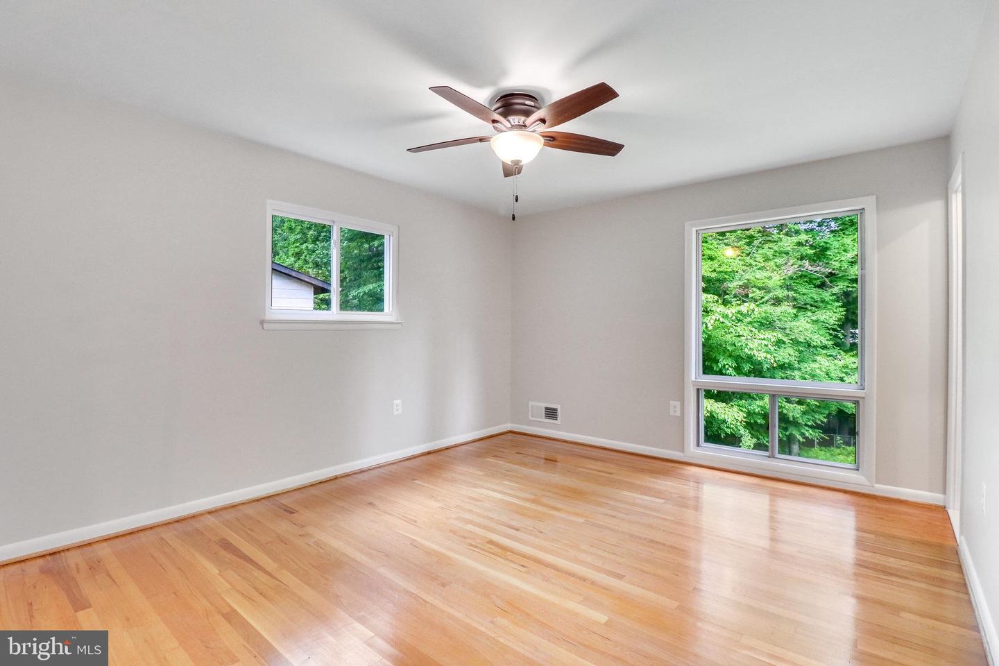 5019 FLEMING DRIVE