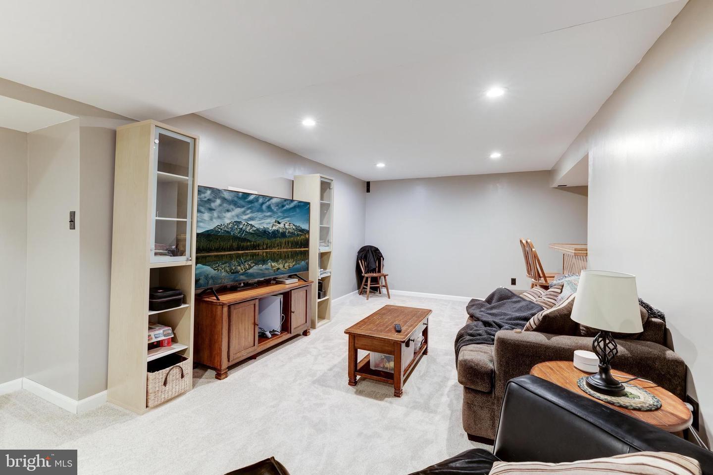 6912 CONFEDERATE RIDGE LANE