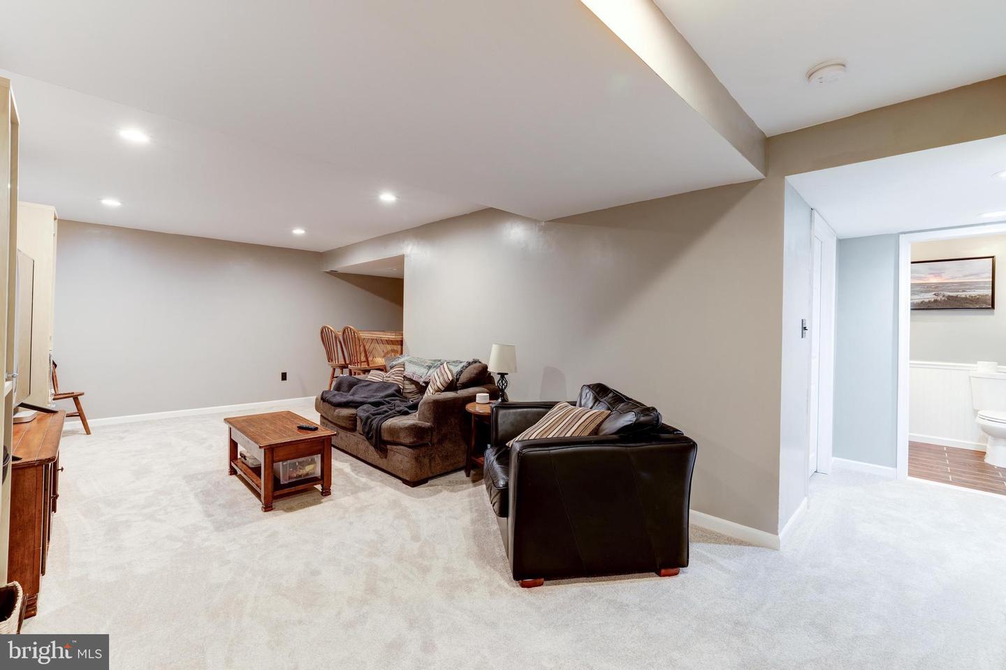 6912 CONFEDERATE RIDGE LANE
