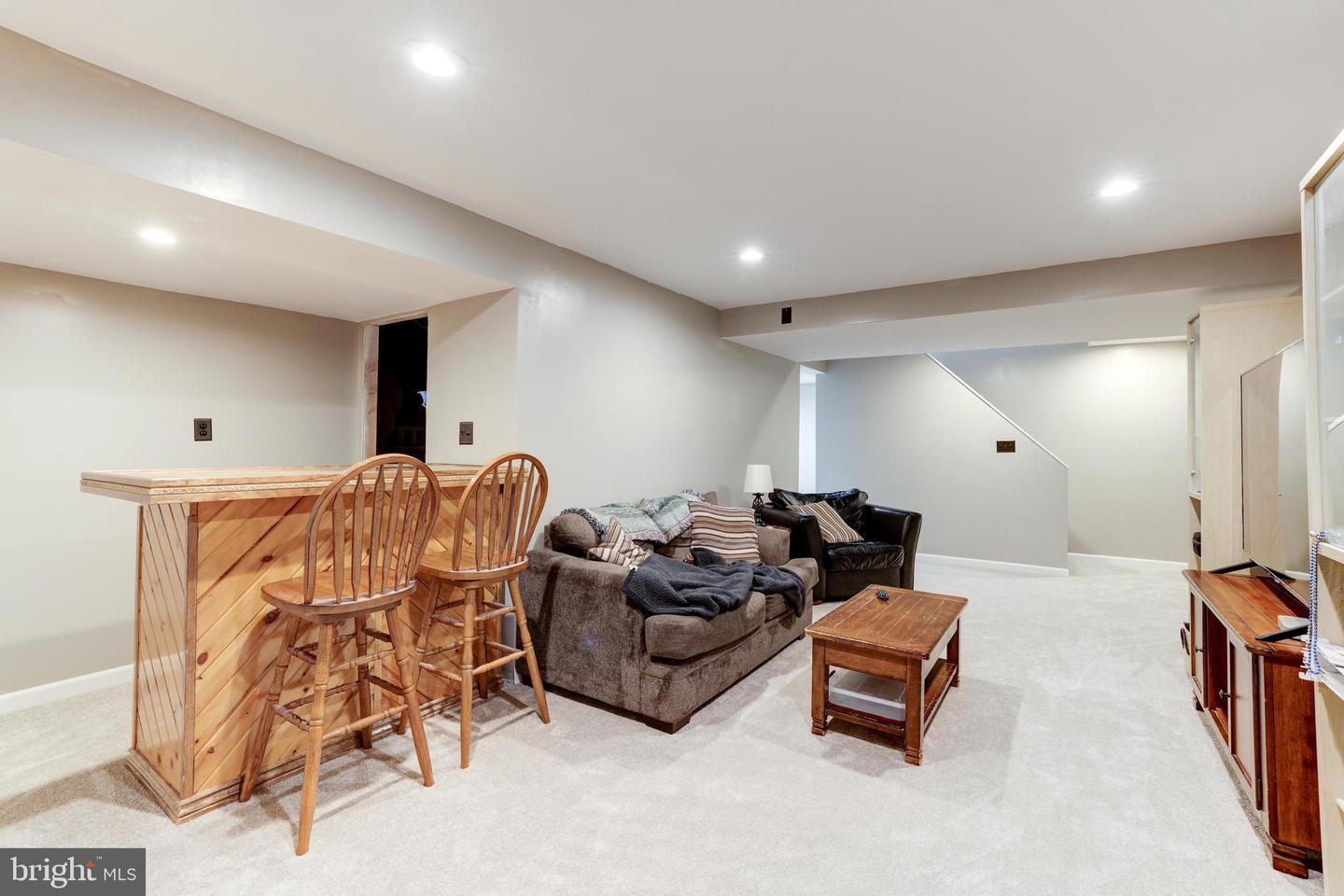 6912 CONFEDERATE RIDGE LANE
