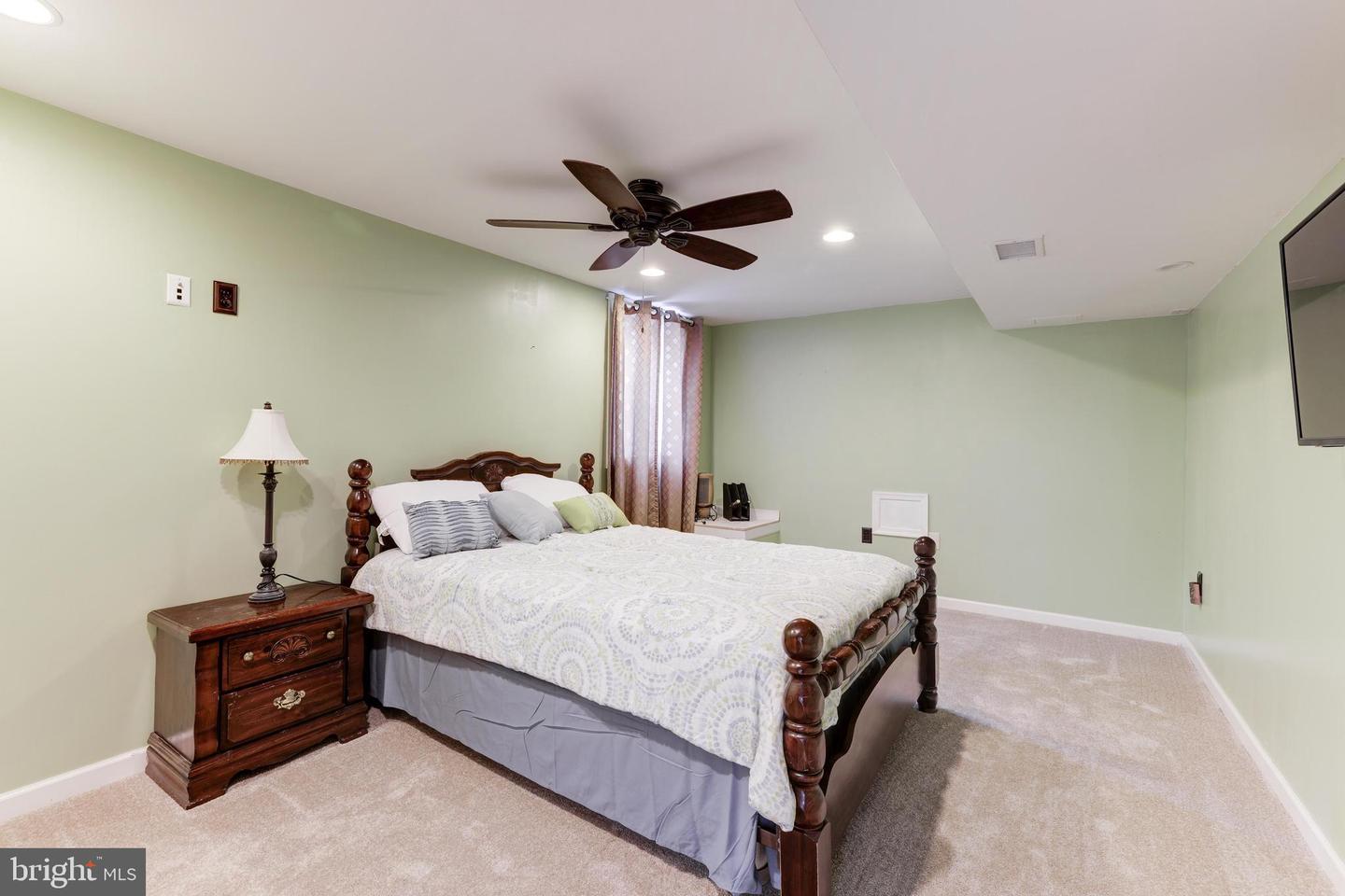 6912 CONFEDERATE RIDGE LANE