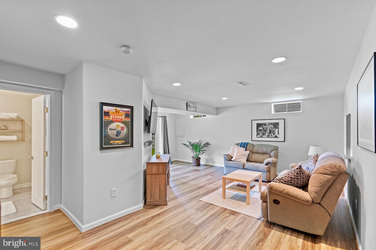 1449 KINGSVALE CIRCLE