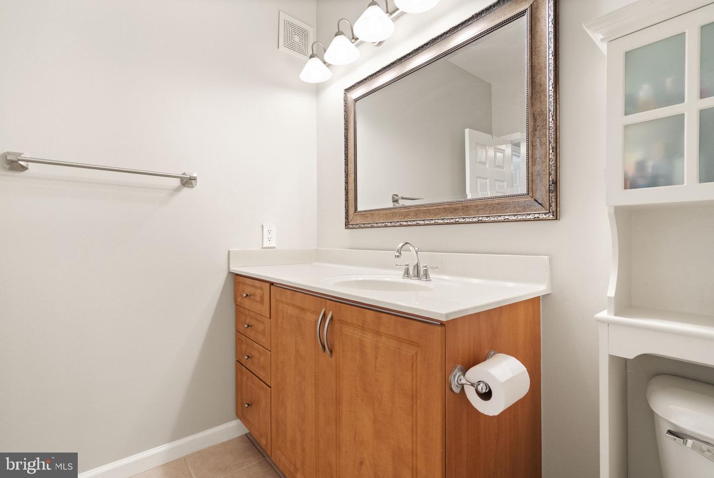 12124 GARDEN RIDGE LANE Unit: 201
