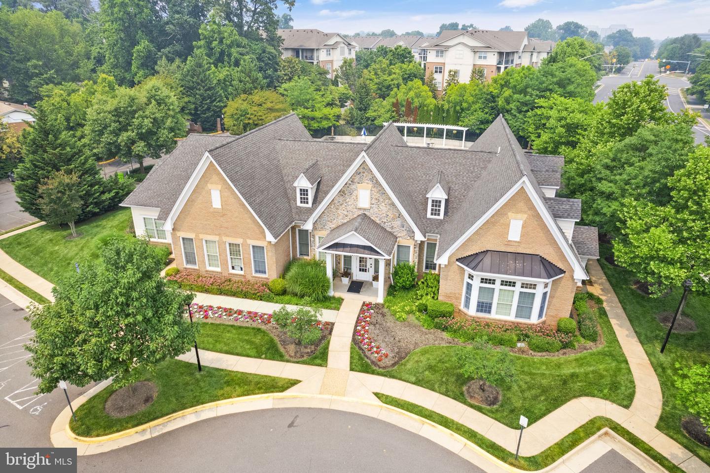 12124 GARDEN RIDGE LANE Unit: 201