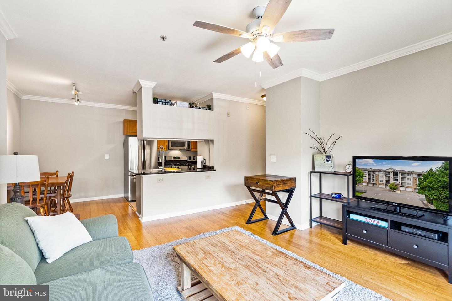 12124 GARDEN RIDGE LANE Unit: 201