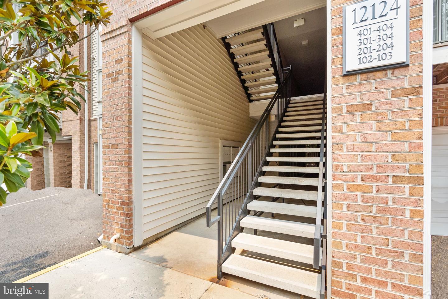 12124 GARDEN RIDGE LANE Unit: 201