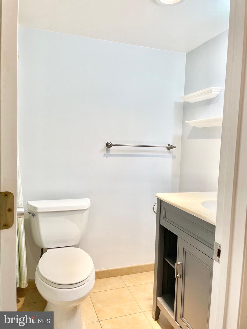 3374 WOODBURN ROAD Unit: 32