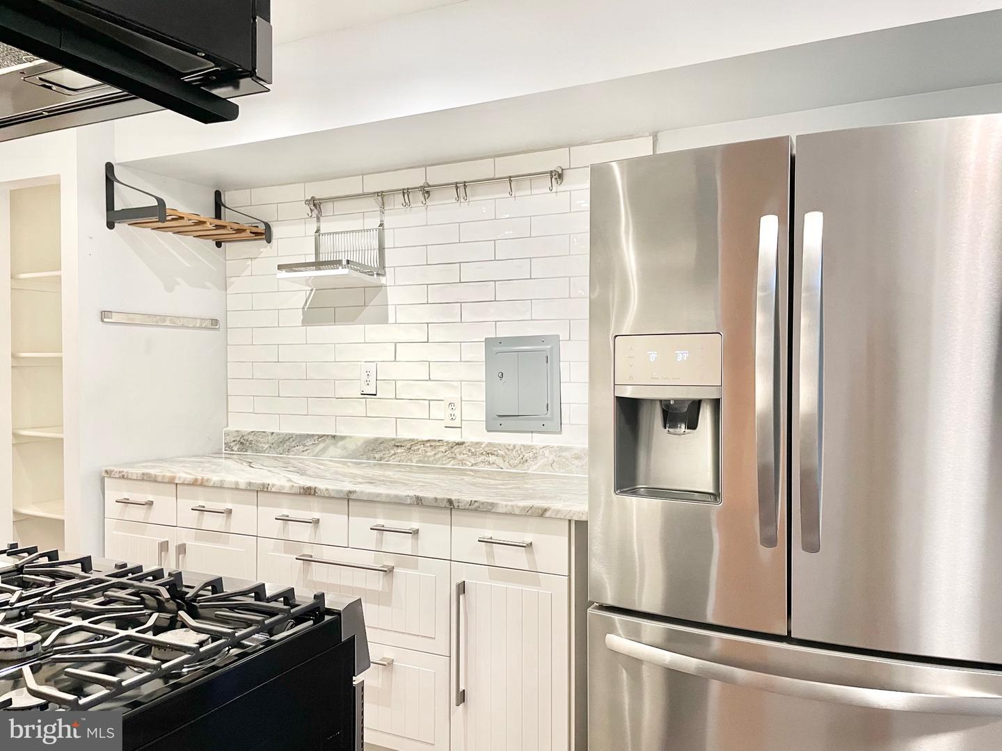 3374 WOODBURN ROAD Unit: 32
