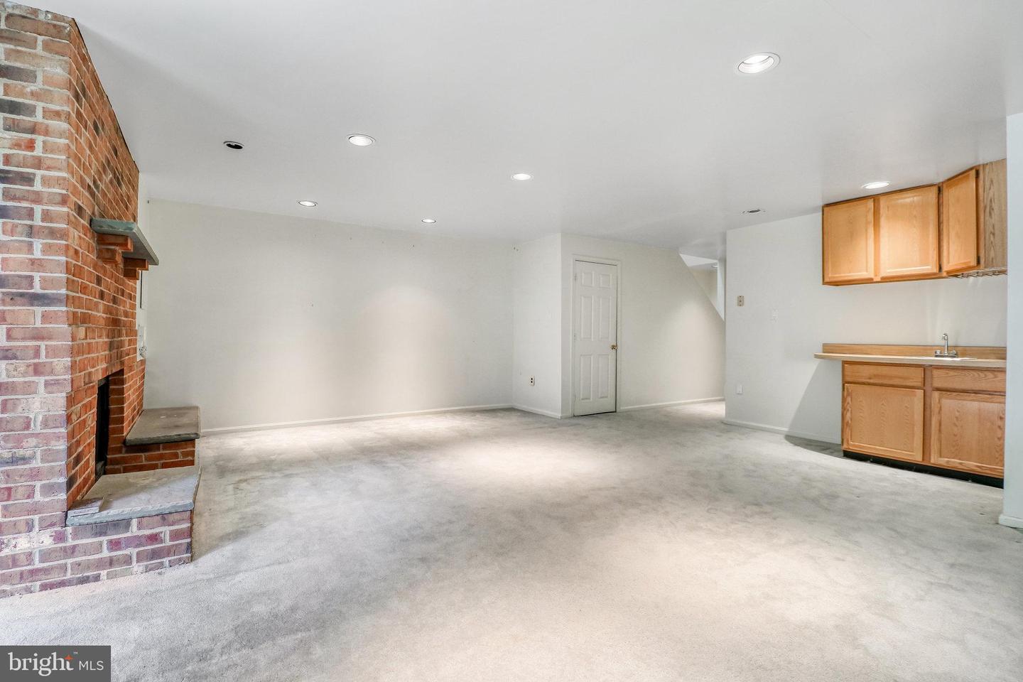 3964 ROSEBAY COURT