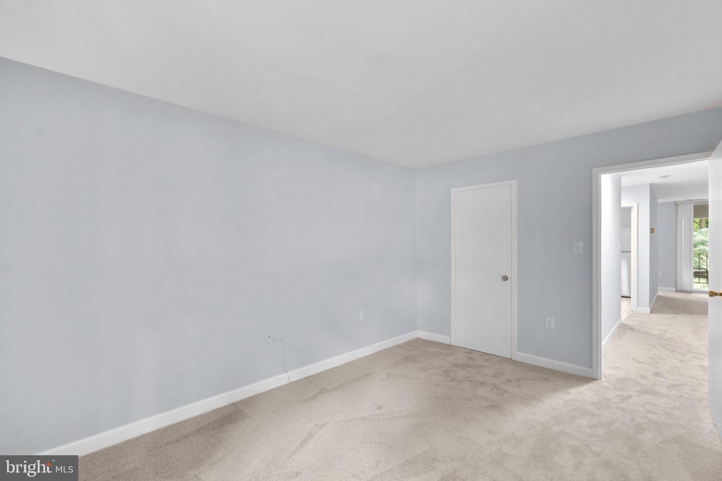 1558 NORTHGATE SQUARE Unit: 58/32B