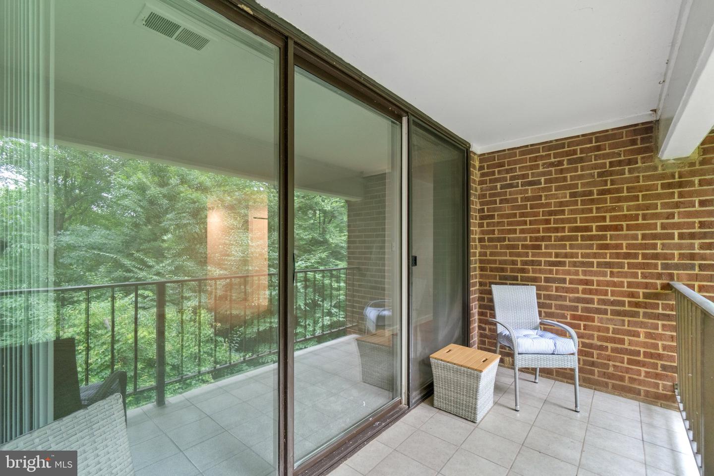 1558 NORTHGATE SQUARE Unit: 58/32B