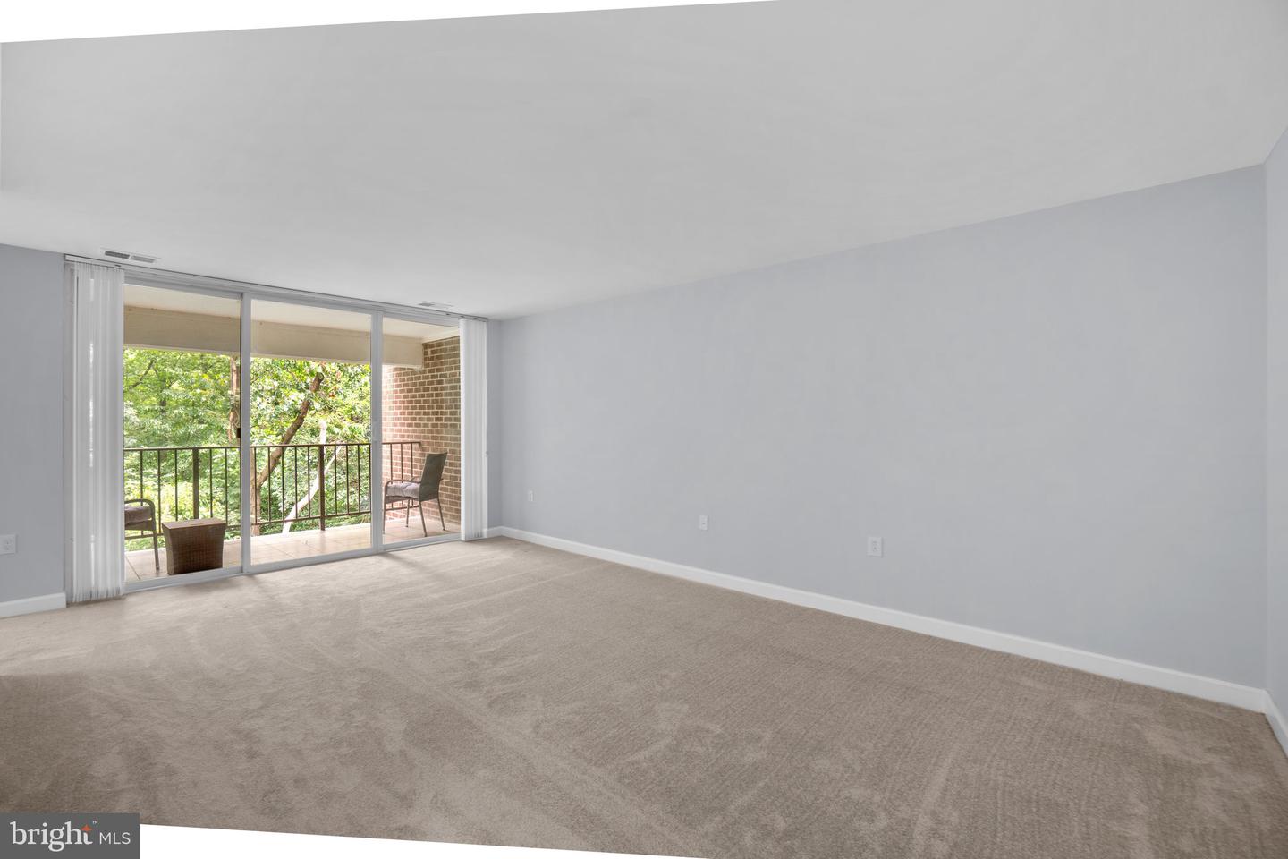 1558 NORTHGATE SQUARE Unit: 58/32B