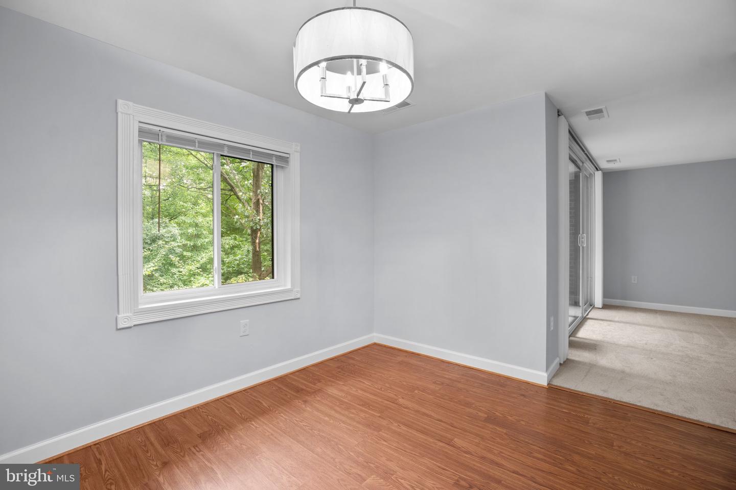 1558 NORTHGATE SQUARE Unit: 58/32B