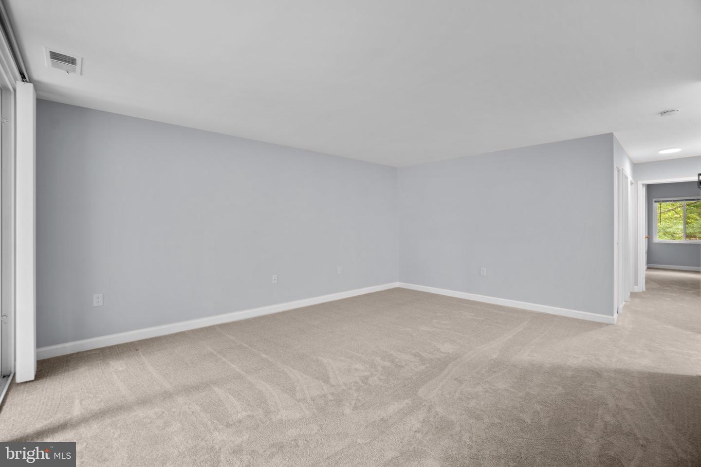 1558 NORTHGATE SQUARE Unit: 58/32B