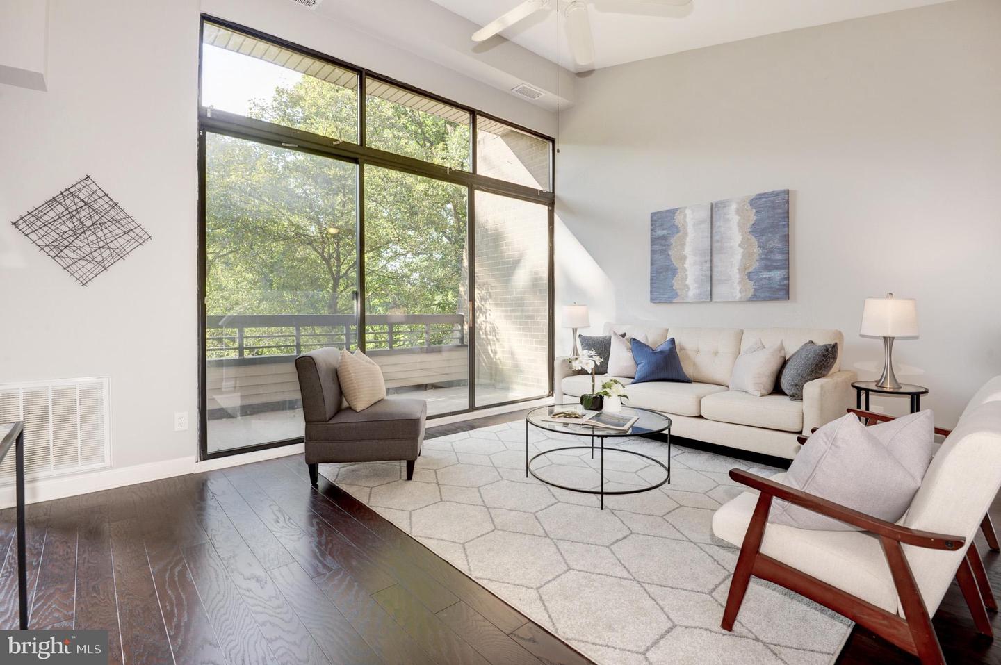 2120 GREEN WATCH WAY Unit: 10/300B