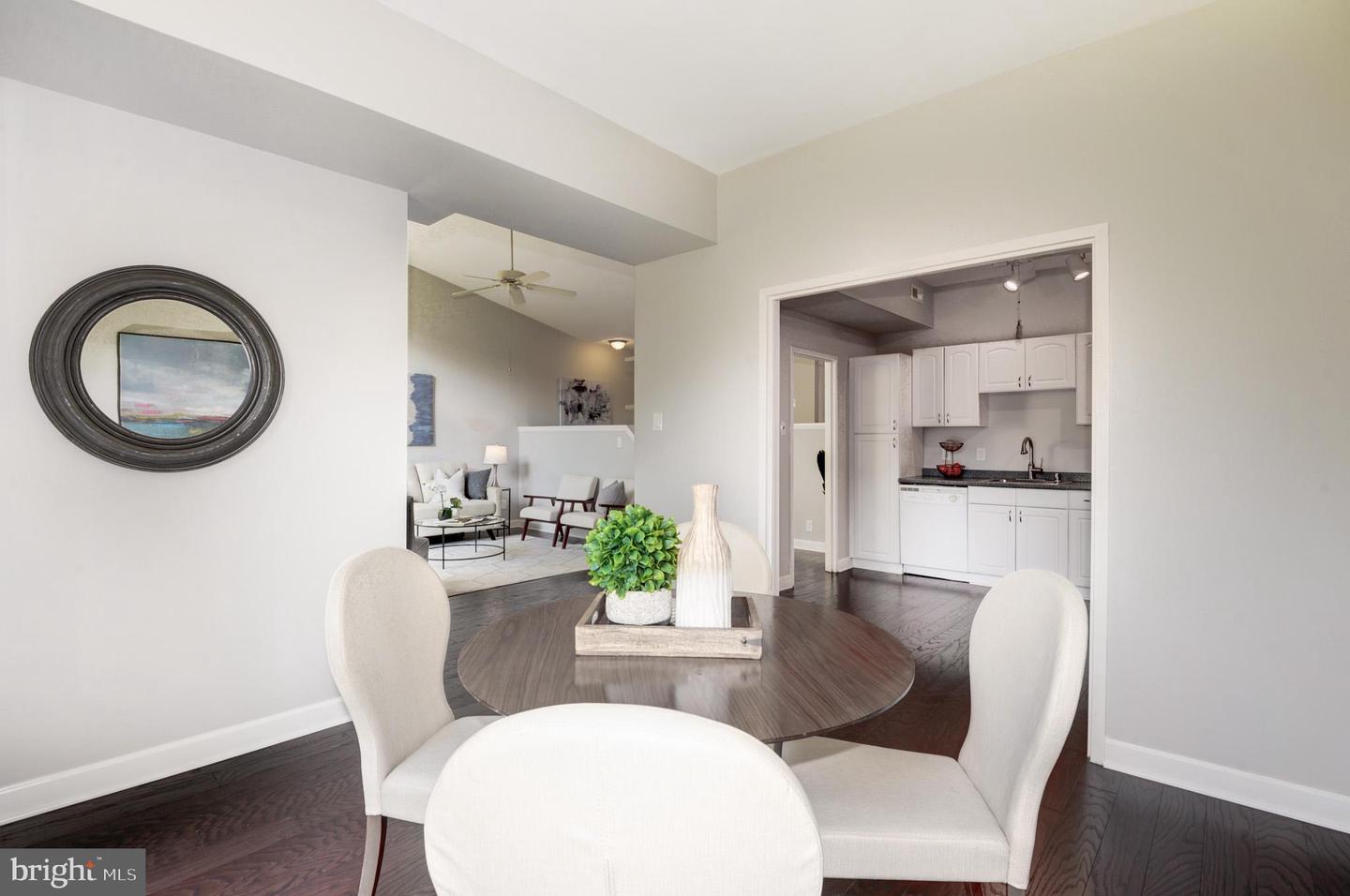 2120 GREEN WATCH WAY Unit: 10/300B