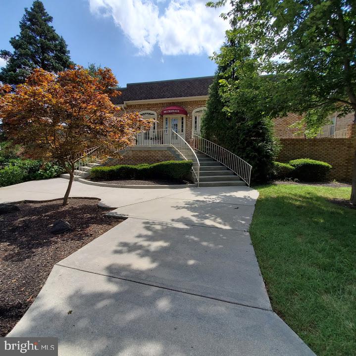 3101 PATRICK HENRY DRIVE Unit: 136