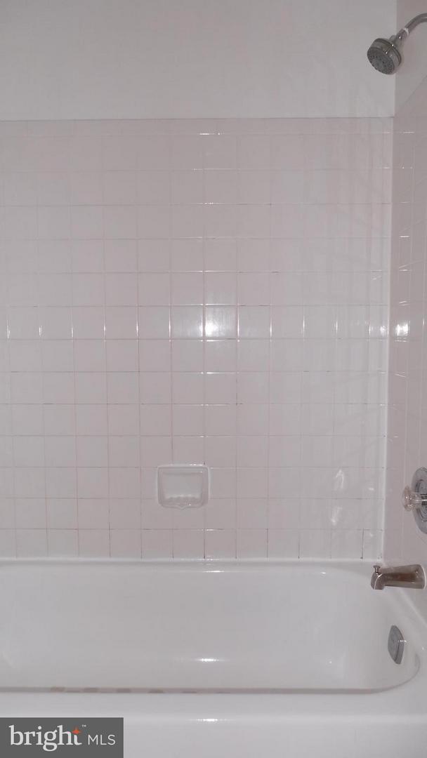 3101 PATRICK HENRY DRIVE Unit: 136