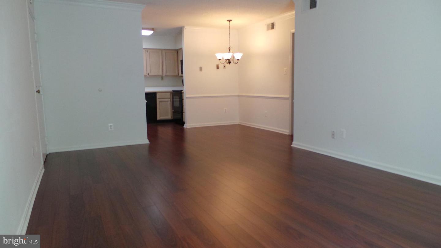 3101 PATRICK HENRY DRIVE Unit: 136