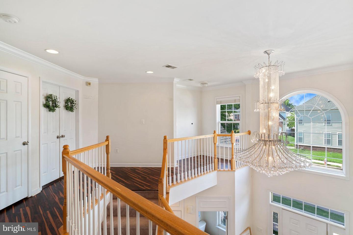 8433 WHITEHAVEN COURT