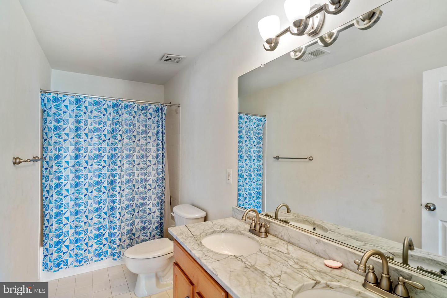 8433 WHITEHAVEN COURT