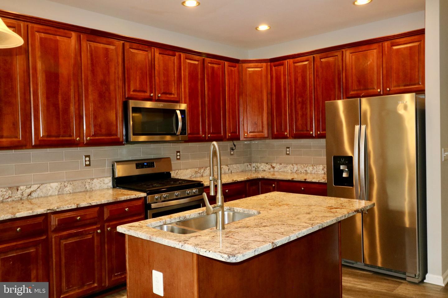 2551 JAMES MADISON CIRCLE