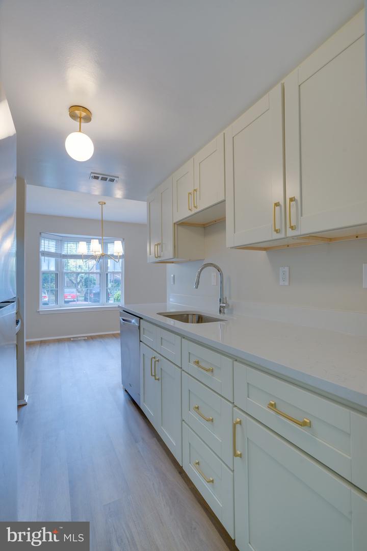 10336 GRANITE CREEK LANE