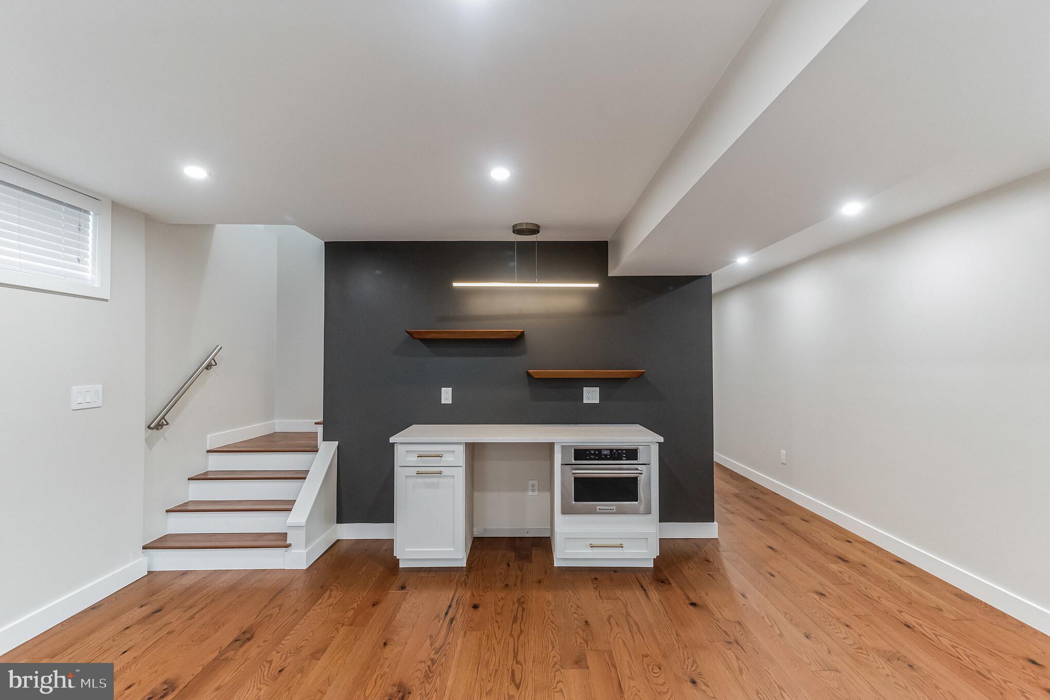 8008 ARCADE STREET