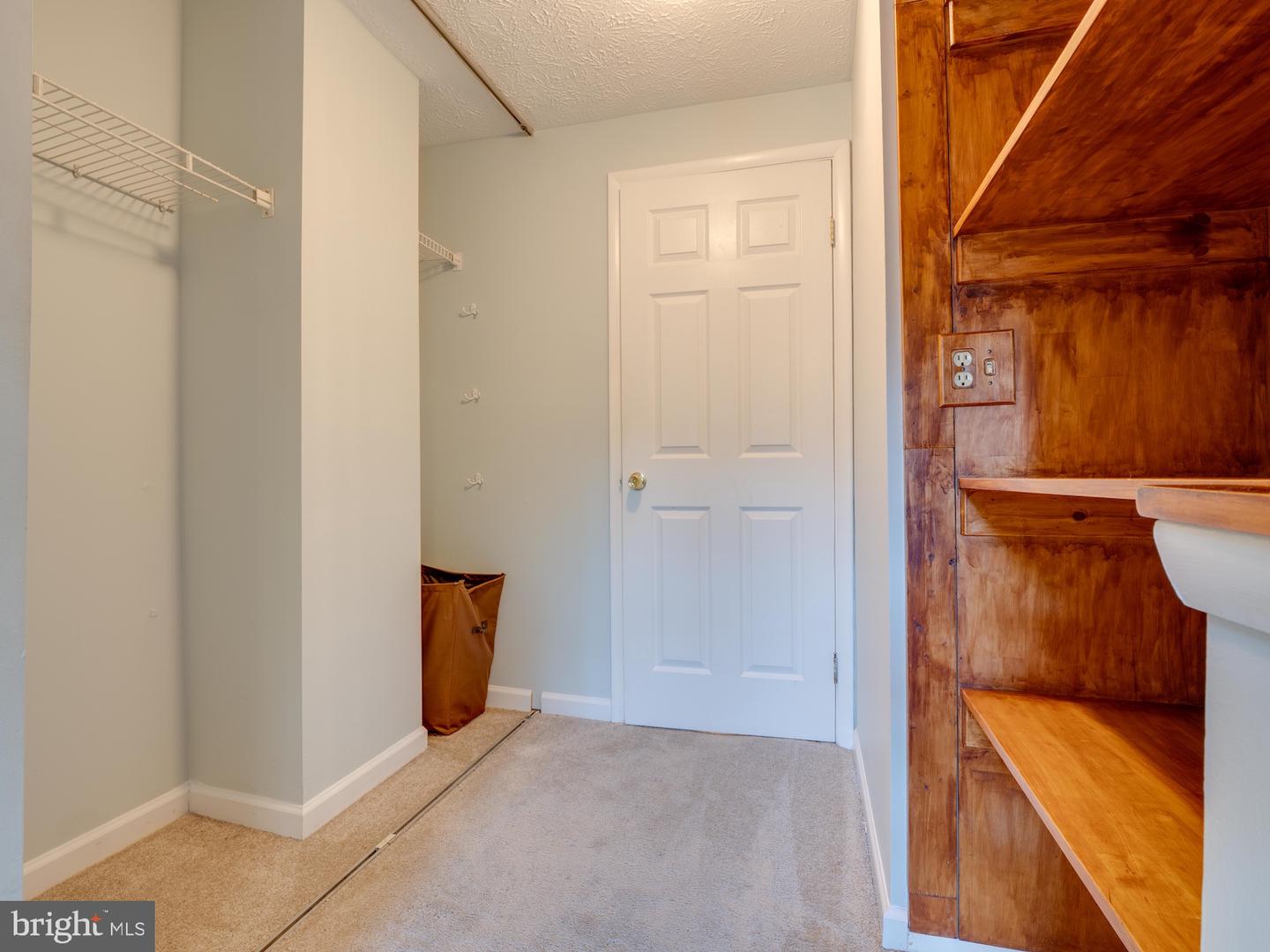 8426 RED EAGLE COURT