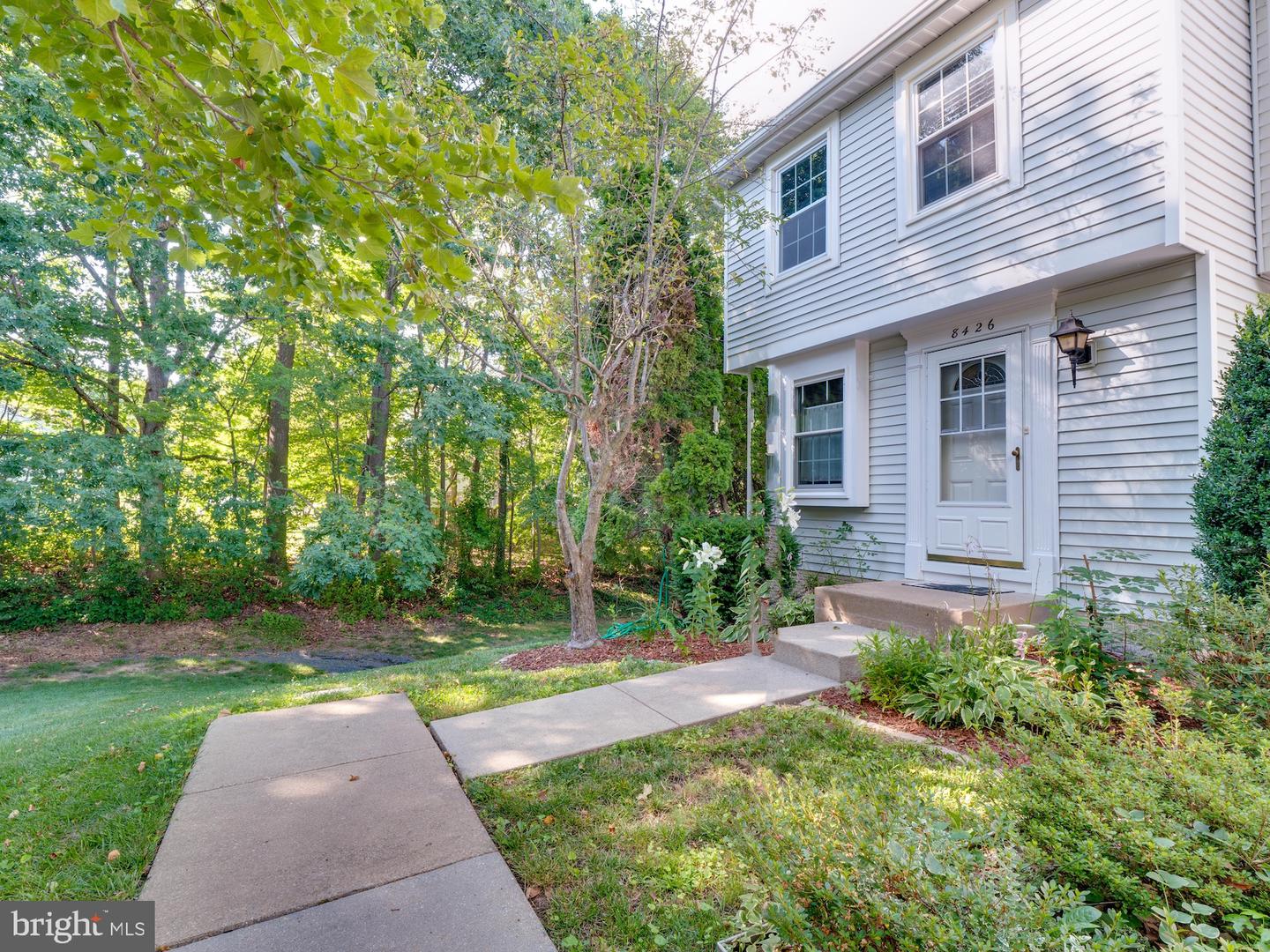 8426 RED EAGLE COURT