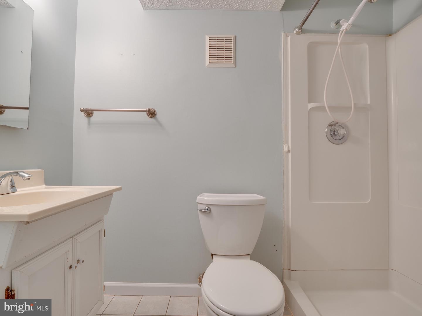 8426 RED EAGLE COURT