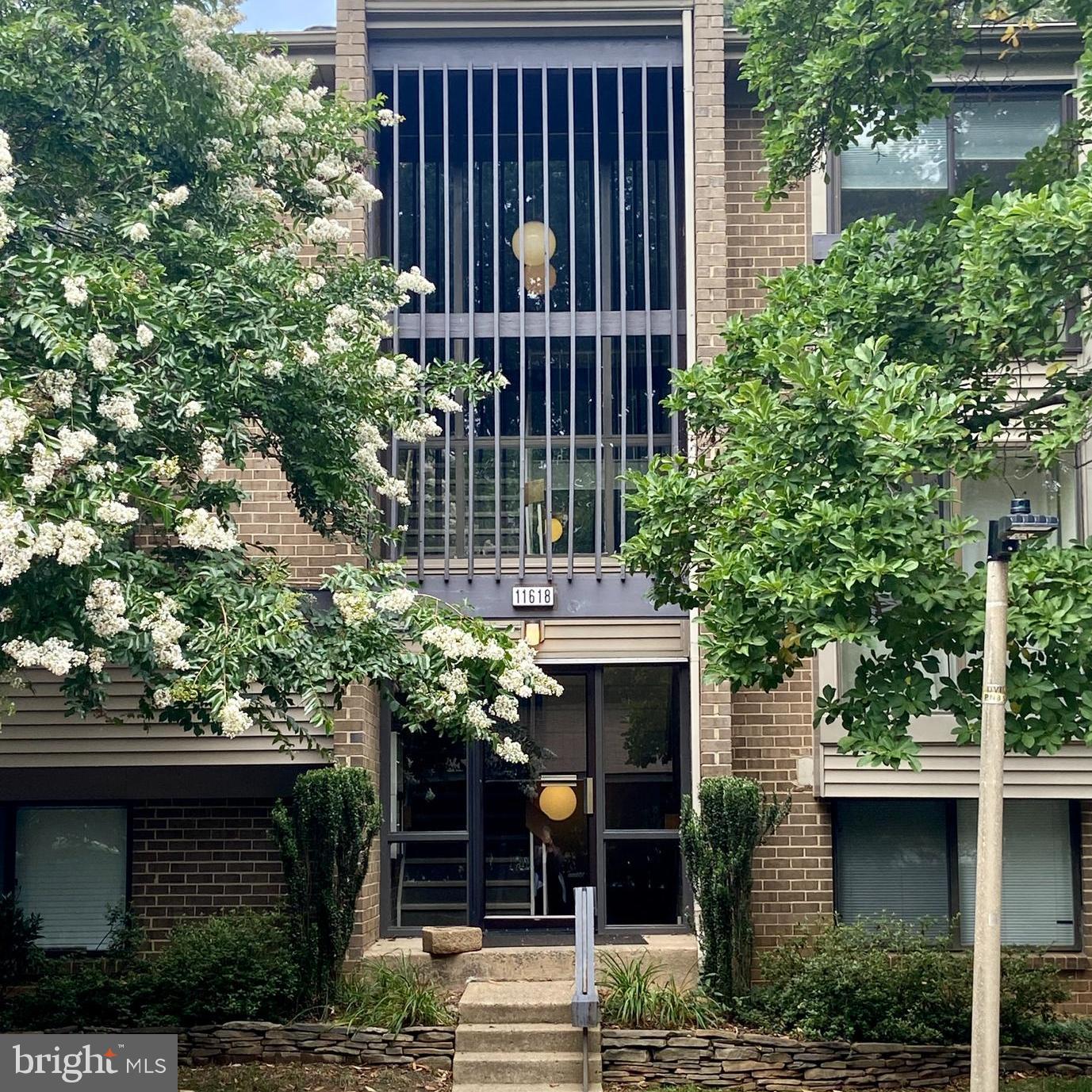 11618 IVYSTONE COURT Unit: 300