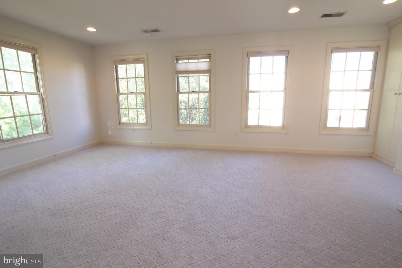 2040 MEADOW SPRINGS DRIVE