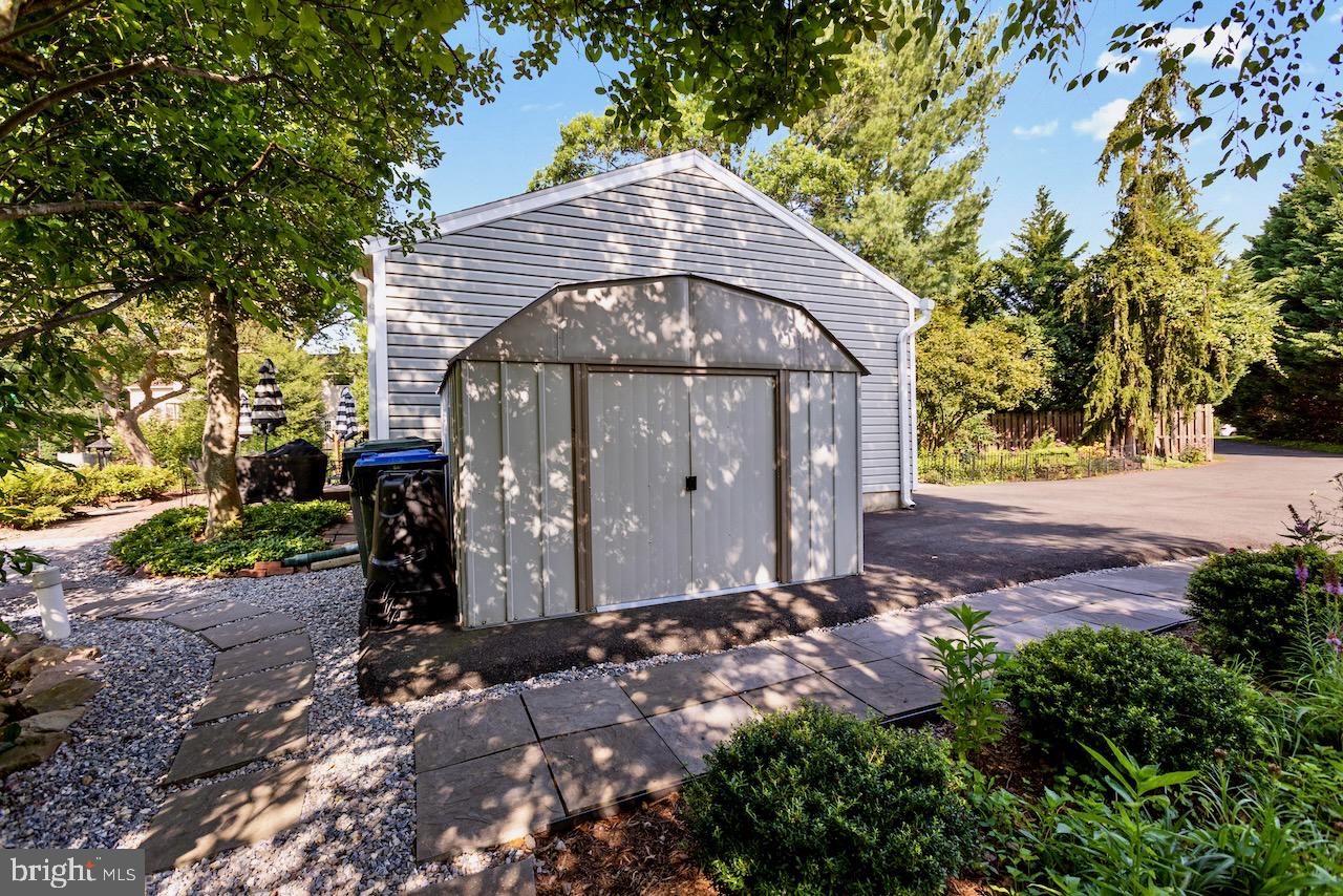 12617 PINECREST ROAD