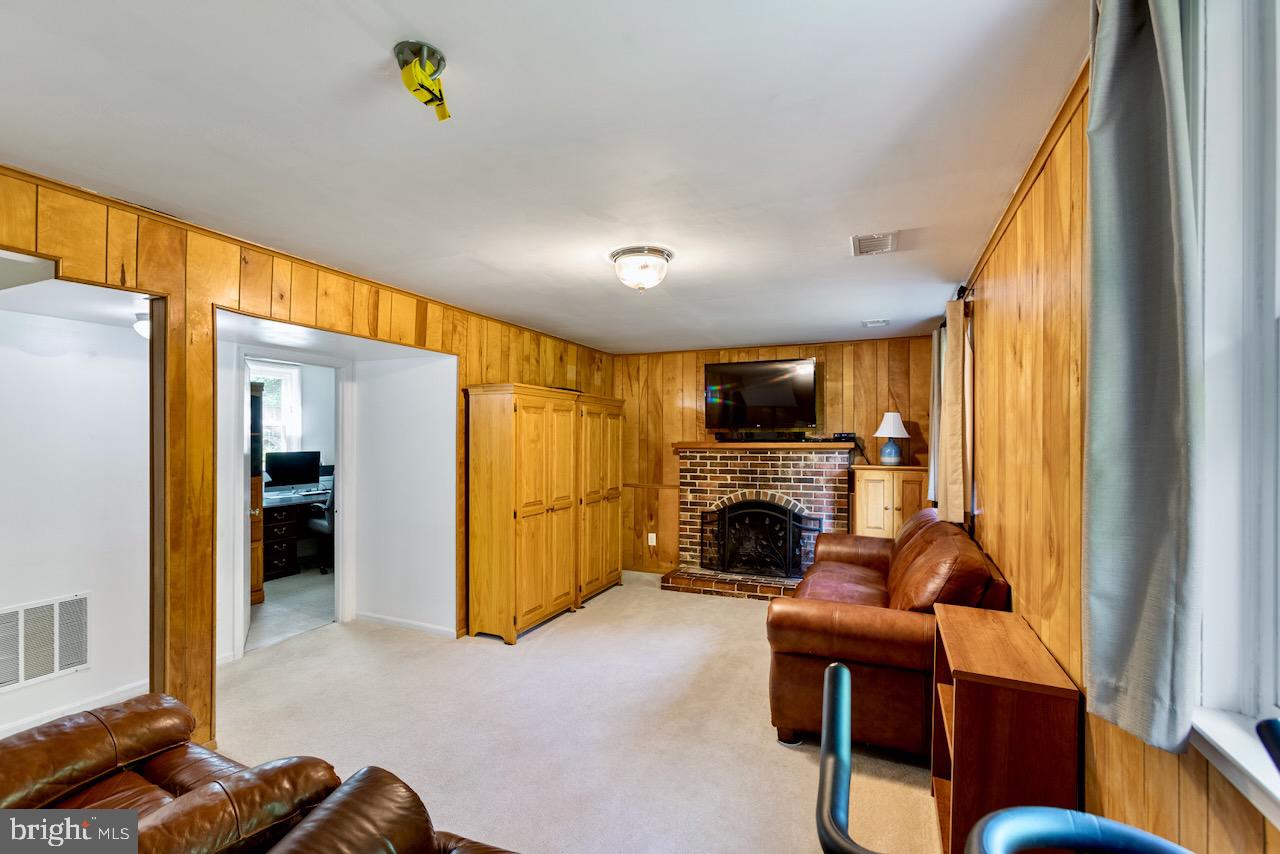 12617 PINECREST ROAD